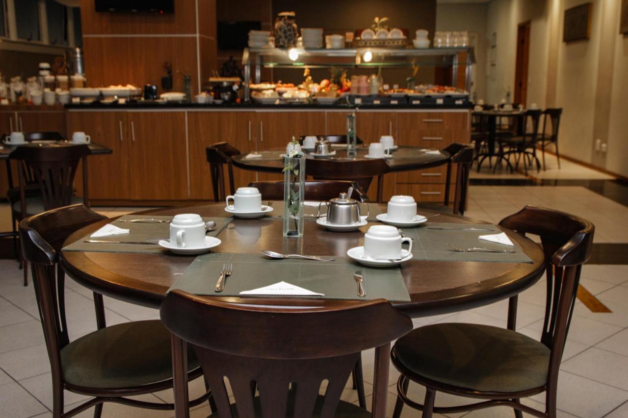 Bristol Centro Civico Curitiba Hotel Luaran gambar