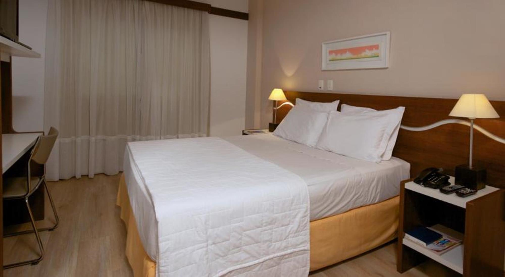 Bristol Centro Civico Curitiba Hotel Luaran gambar